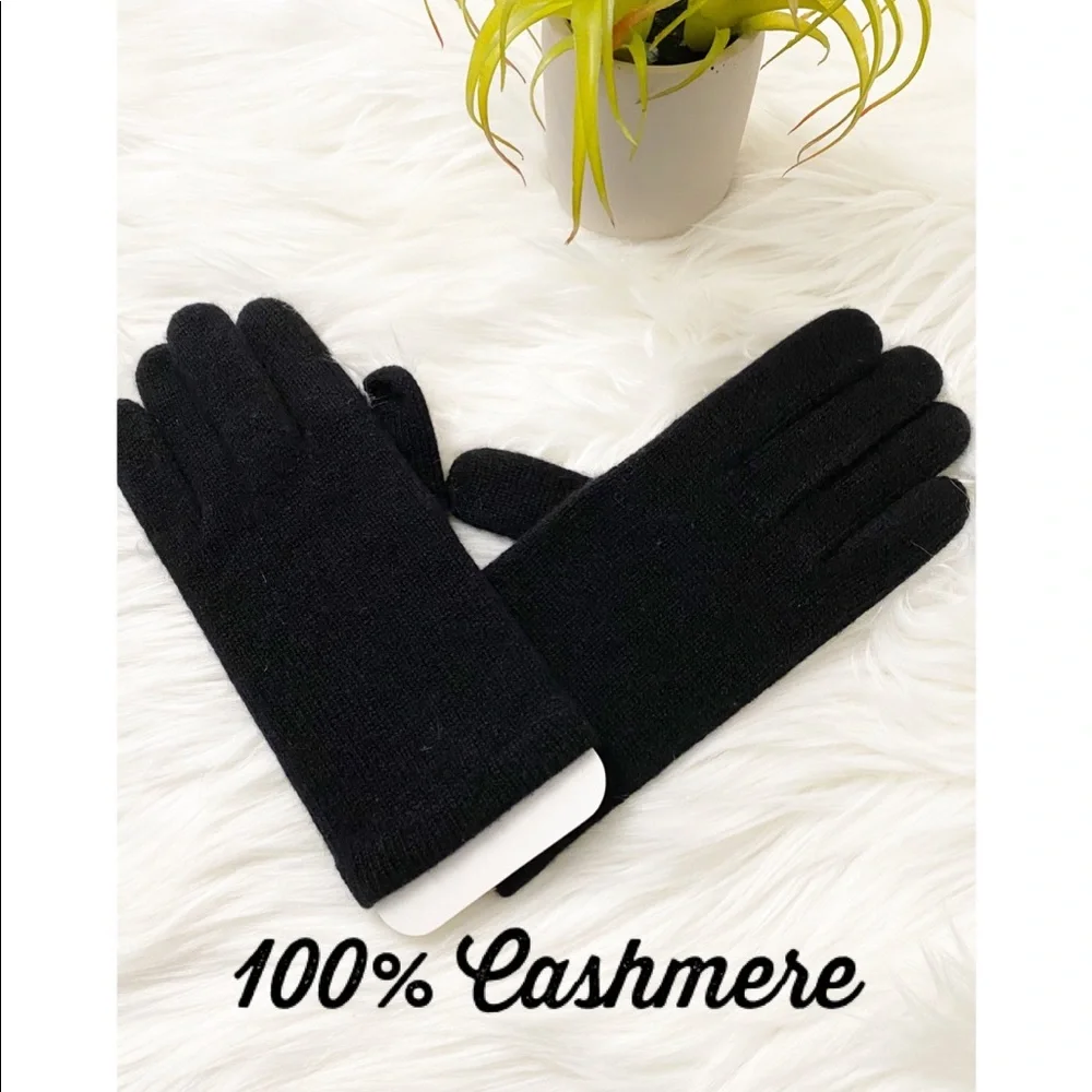 NWT 100% Cashmere Black Soft Cozy Gloves